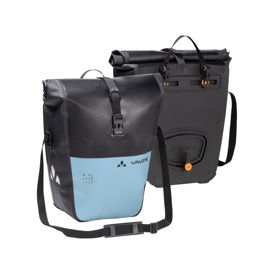 Aqua Back Color sacoches vélo Paire de Sacoches de porte-bagage Vaude Aqua Back Plus bleu clair et noir Cette sacoche étanche pour roue arrière, en bâche résistante sans PVC, est climatiquement neutre et fabriquée sur le site allemand de VAUDE au bord du lac de Constance. bleu clair et noir